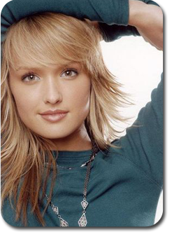 Celebrity Booking Agency - Celebrity Talent - Kaylee Defer