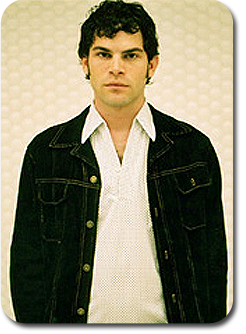 Celebrity Booking Agency -Celebrity DJ - Earworm